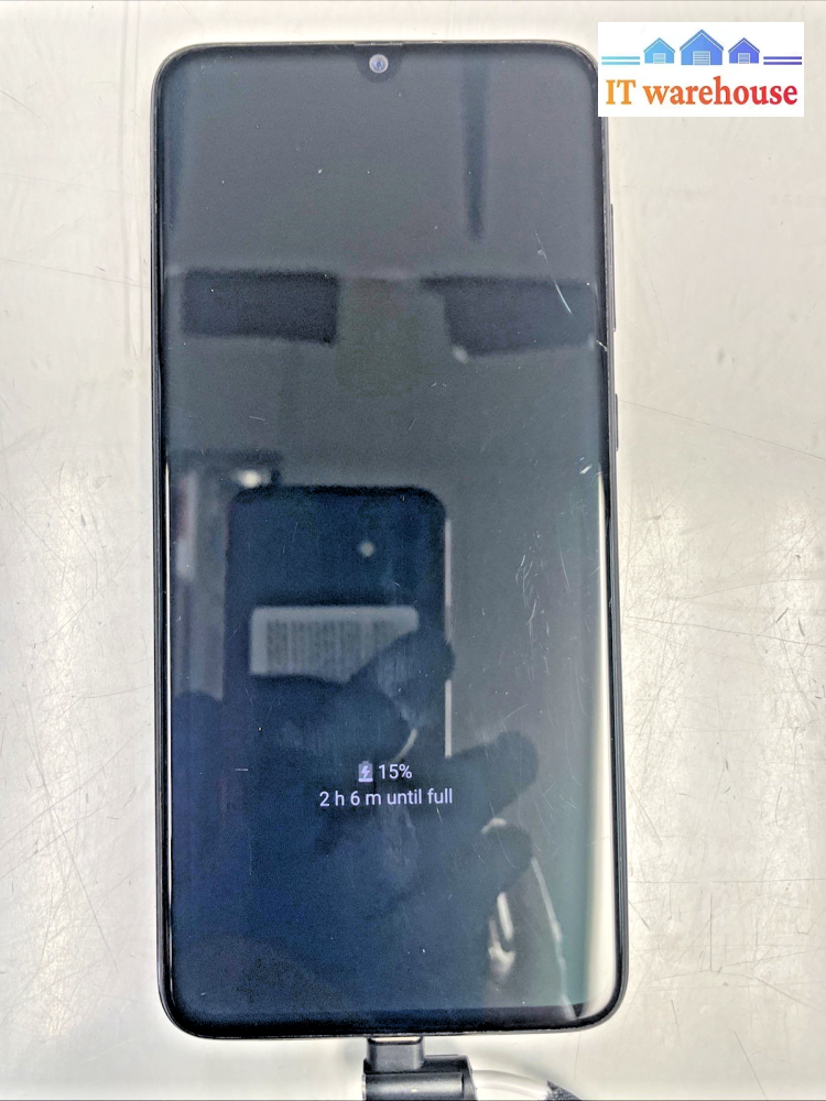 Galaxy A70 128GB with small crack   (Unlocked)  Tested  +