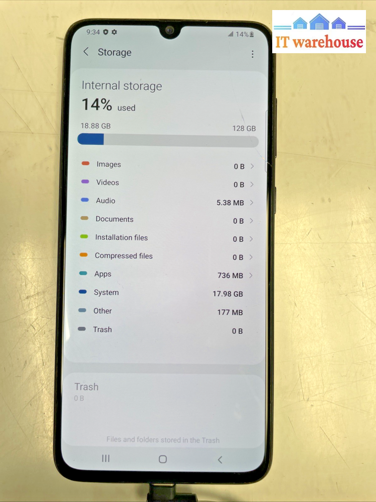 Galaxy A70 128GB with small crack   (Unlocked)  Tested  +