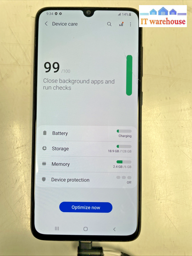 Galaxy A70 128GB with small crack   (Unlocked)  Tested  +