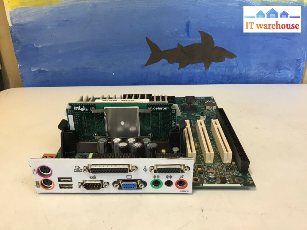 Gateway  Motherboard AA 719638-104 4000335 W/ Intel Celeron 333MHz SL2WN CPU