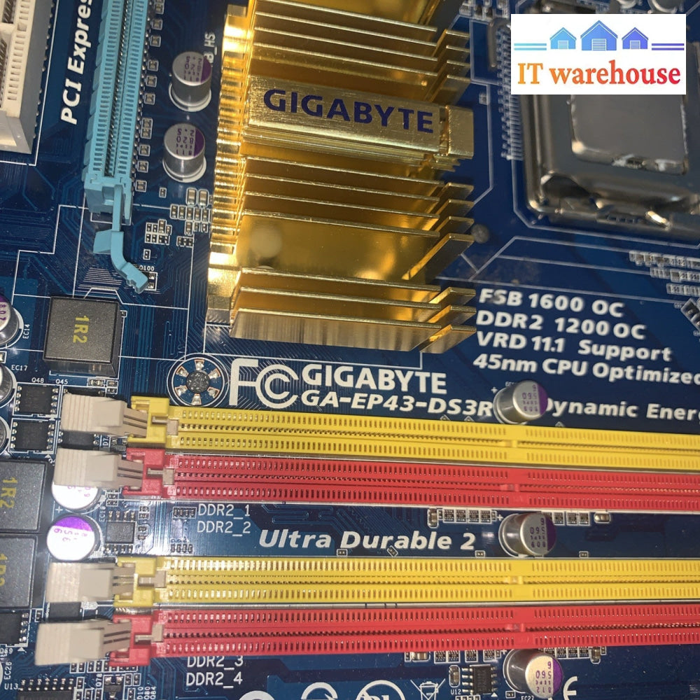 Gigabyte GA-EP43-DS3R LGA775 ATX Motherboard DDR2 SATA II  + E8400 CPU