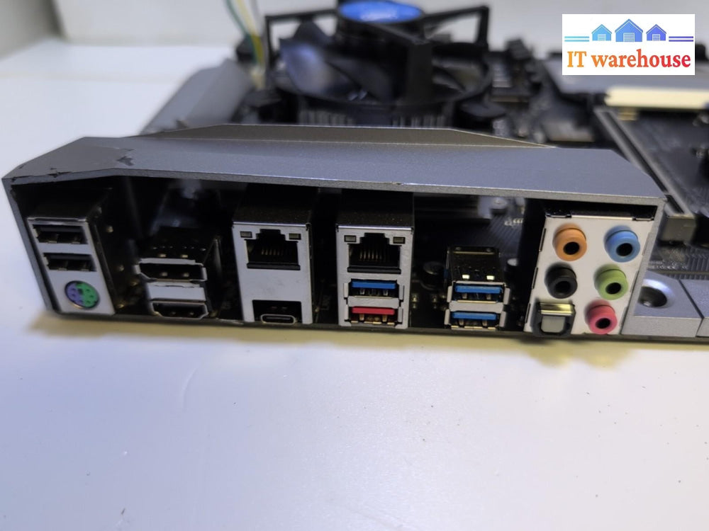 Gigabyte GA-Z270X-UD5 Motherboard With Pentium G3900 CPU ( READ ) -