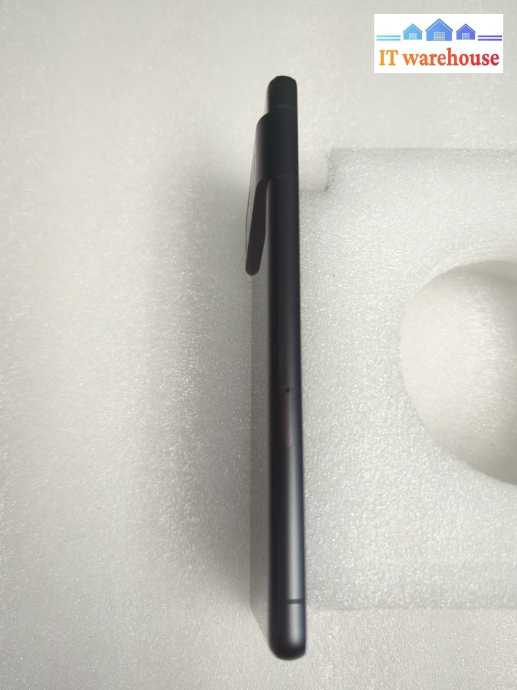 Google Pixel 7 - * No Display * For Parts