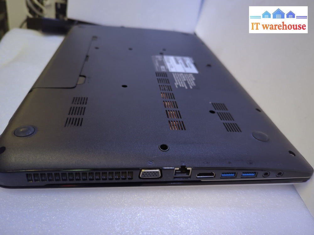 (GRADE A) 17’’ TOSHIBA SATELLITE S70-B i7-4710HQ/16GB RAM/256GB SSD/2GB GPU/WIN10
