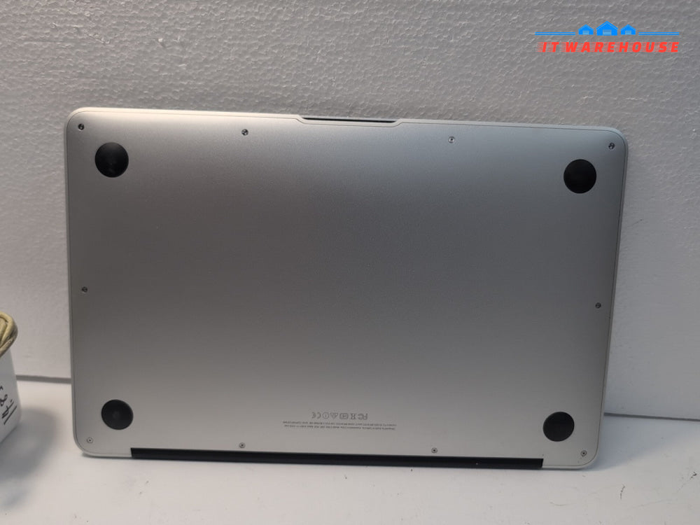 (GRADE A) Apple MacBook Air 11" A1465 2015  i5 - 1.6GHz/128GB SSD/4GB/OS 10. 13-