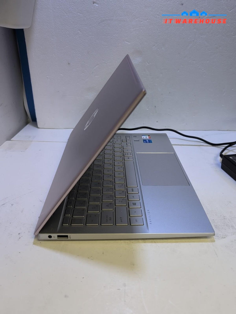 (GRADE A) HP Pavilion 14"  14-dv0xx TOUCH Laptop i5-1135G7/ 8GB/512GB NVMe/W11 -