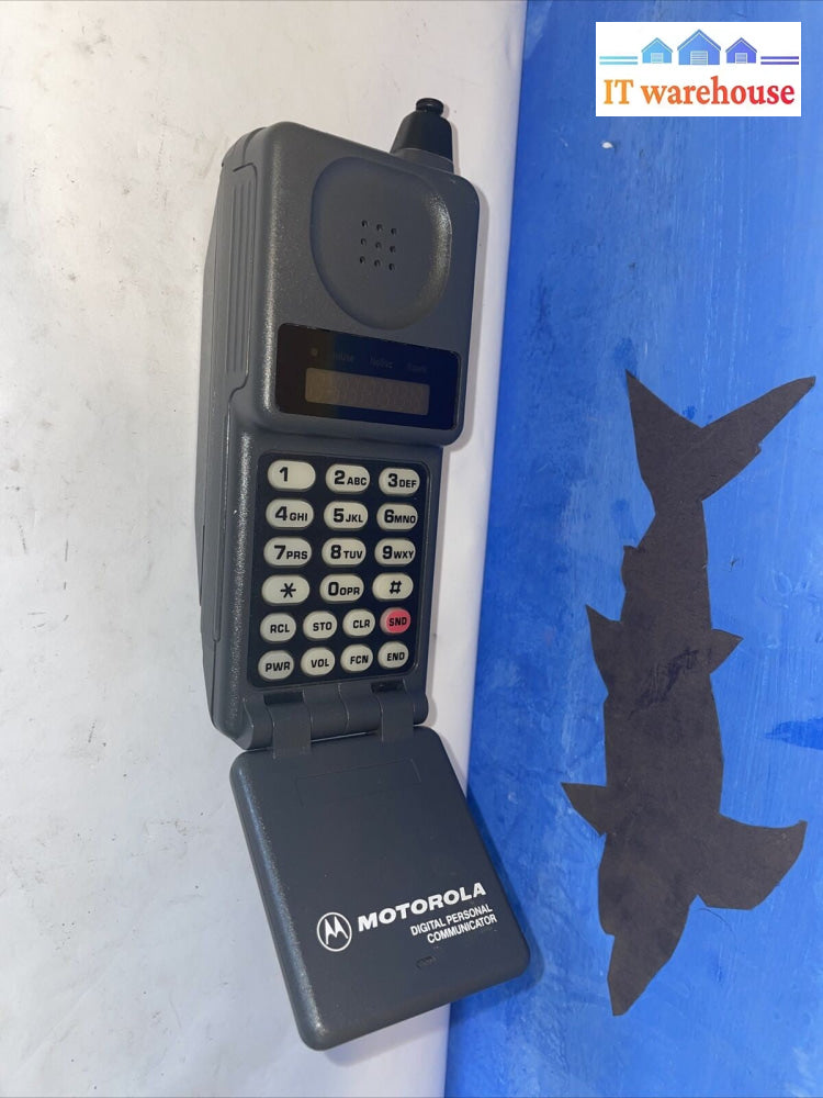 (Grade A) Motorola vintage mobile Cell phone 76067CAFSA