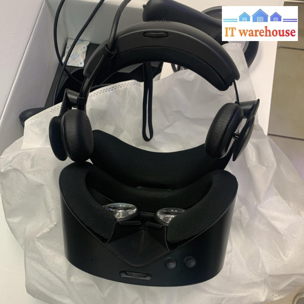 (Grade A)  Samsung HMD Odyssey + Windows Mixed Reality Headset -XE800ZBA