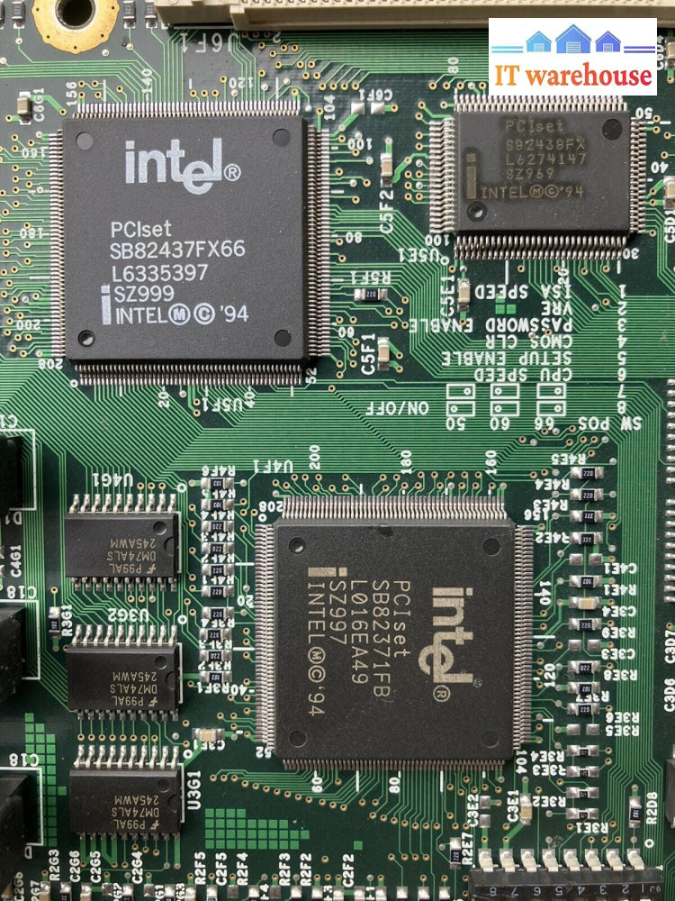 ~ GRAPHICS MICROSYSTEMS INC 090G100150-22 61-0684-10 63-0040-03 MotherBoard
