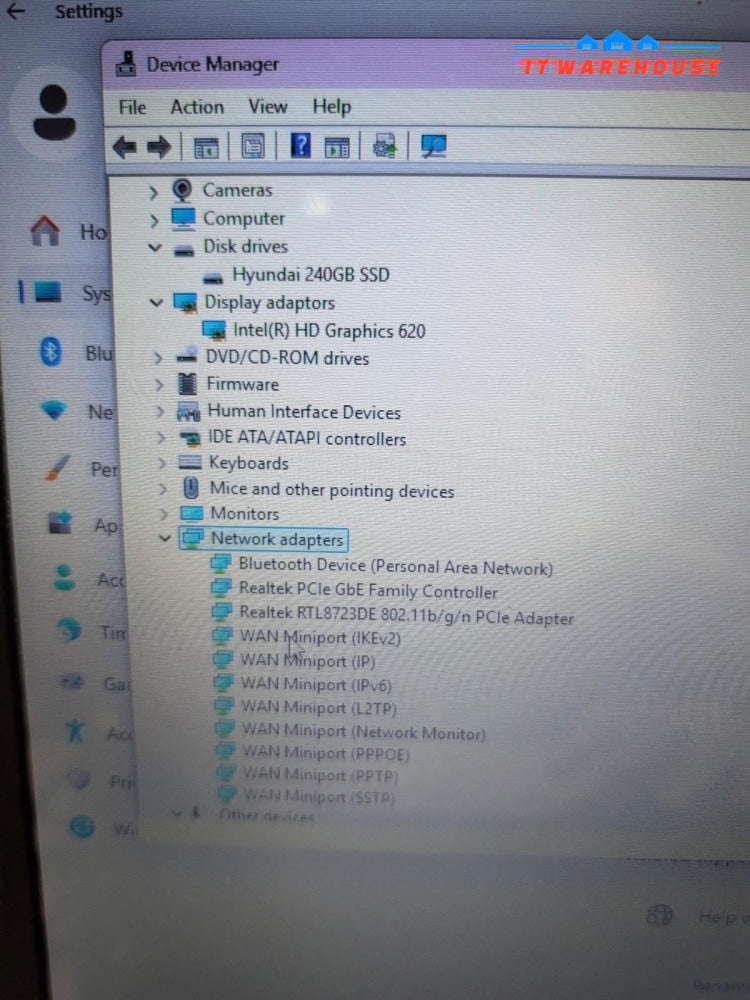  Hp 17" Laptop 17-BS0xx i5-7200U /8GB Ram/ 240GB SSD /Win11 (CRACKED, READ)-