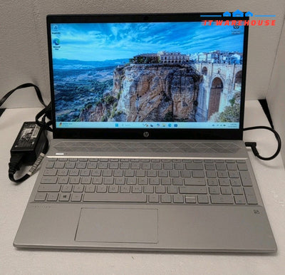 HP Pavilion 15-CW000 15.6" TOUCH LAPTOP  Ryzen 3 2200U /12GB/240GB SSD/WIN 11 -