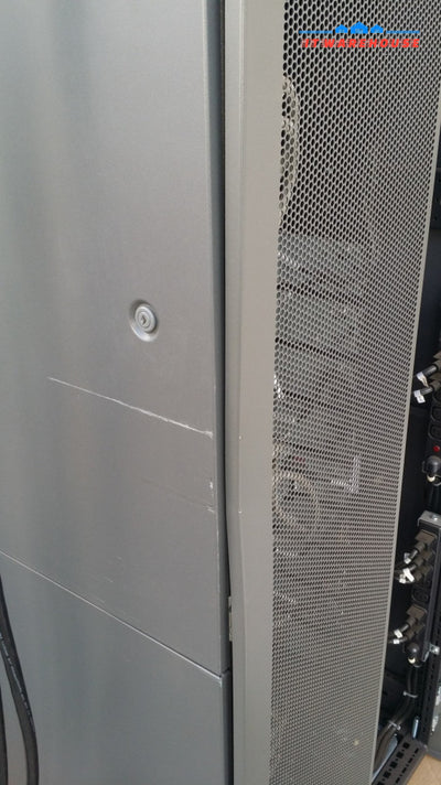 HP StorageWorks EVA8100  full size 42U rack only