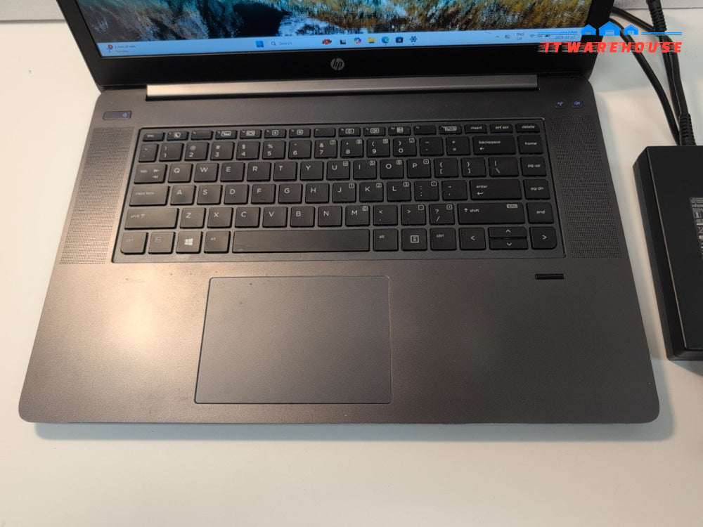 HP ZBook Studio G3 15. 6" LAPTOP i7-6700HQ/16GB/256GB NVMe/NVIDIA 4GB/WIN 11 -