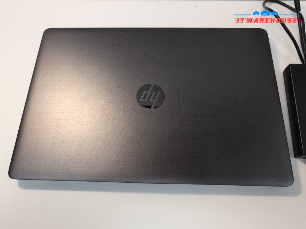 HP ZBook Studio G3 15. 6" LAPTOP i7-6700HQ/16GB/256GB NVMe/NVIDIA 4GB/WIN 11 -