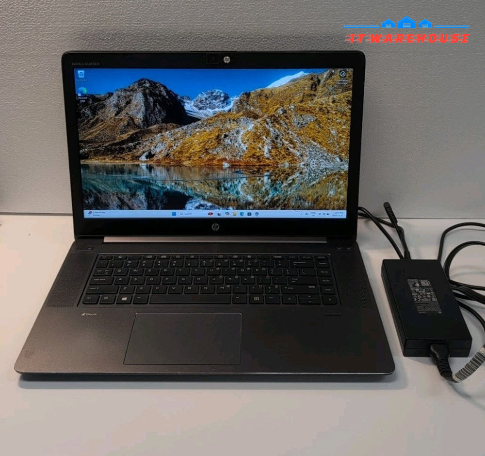 HP ZBook Studio G3 15. 6" LAPTOP i7-6700HQ/16GB/256GB NVMe/NVIDIA 4GB/WIN 11 -