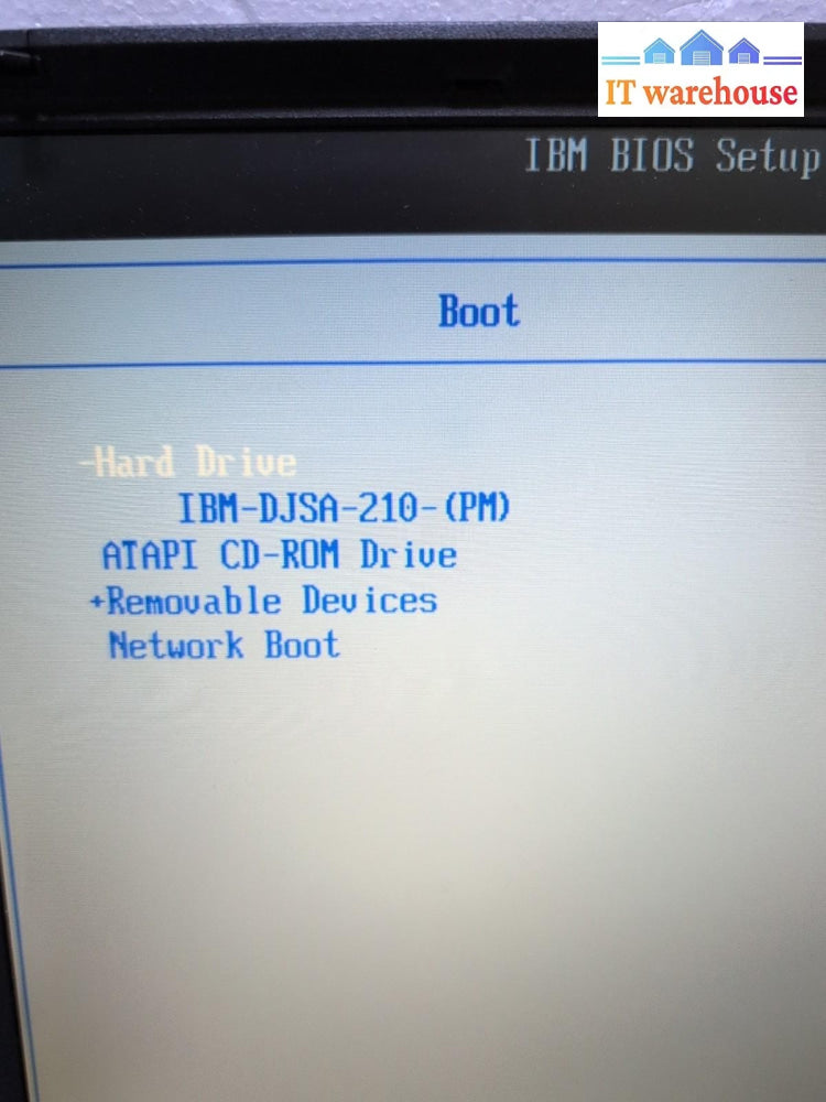 IBM ThinkPad A21m 14" Laptop Intel Pentium III 700 MHz/ 192MB /10GB HD /No OS -