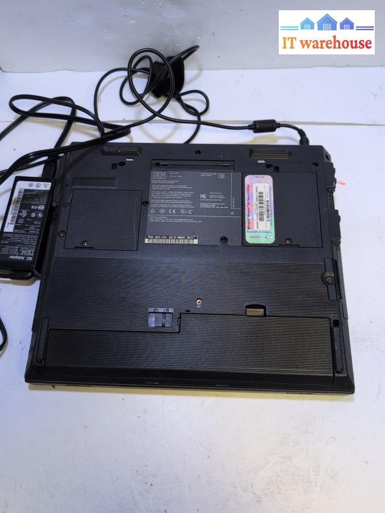 IBM ThinkPad A21m 14" Laptop Intel Pentium III 700 MHz/ 192MB /10GB HD /No OS -