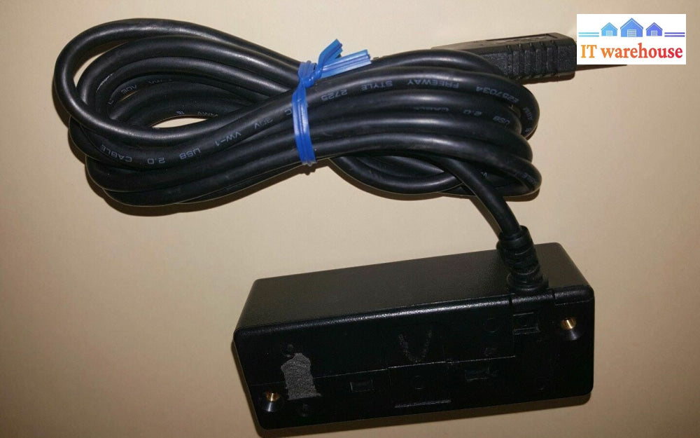 - IDtech  USB  Magnetic  Stripe Card Reader