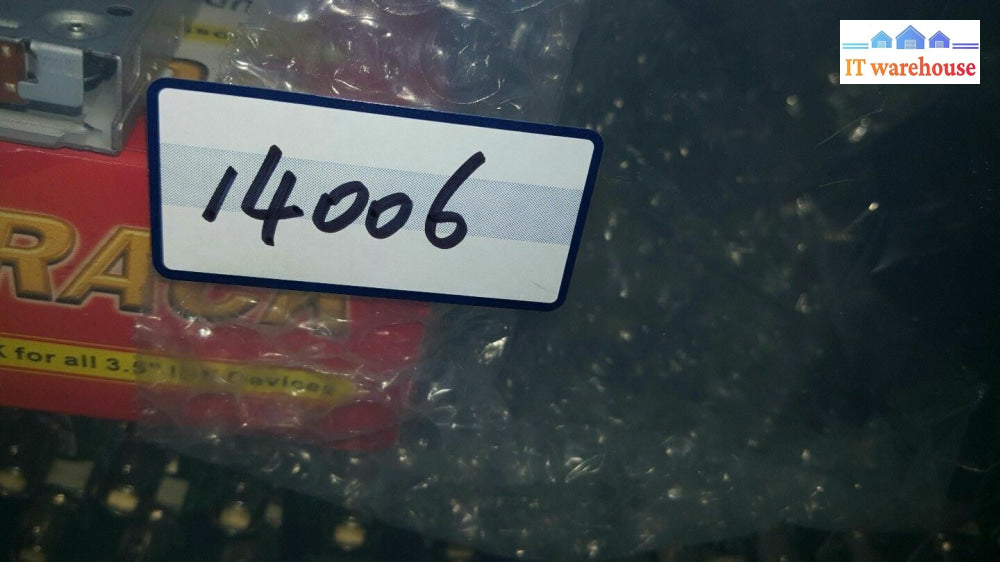 - IDtech  USB  Magnetic  Stripe Card Reader