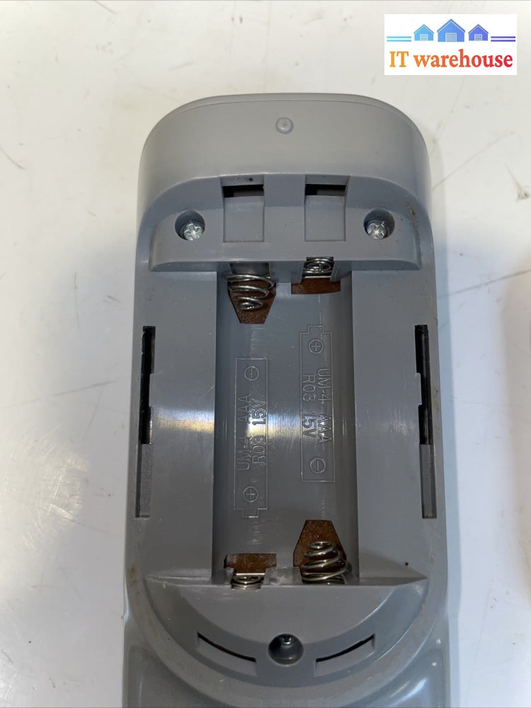 Insignia Dynex TV/DVD combo remote control RC-260E ES06195E