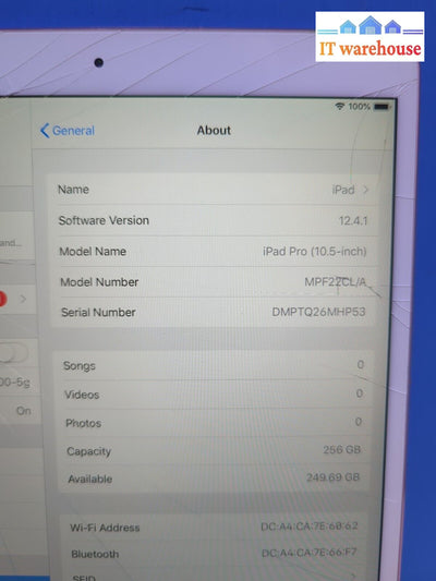 Ipad Pro 10.5-Inch A1701 256Gb Pink Unlocked Working Cracks On Screen -