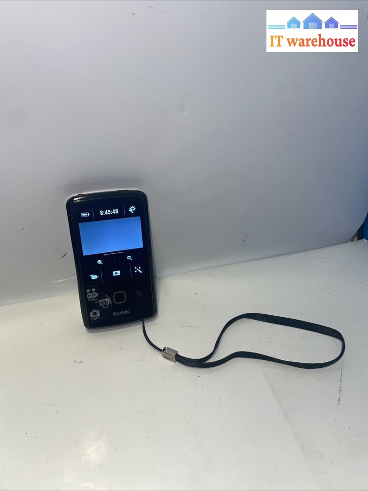 Kodak PlayTouch Video Camera (16GB SD card)