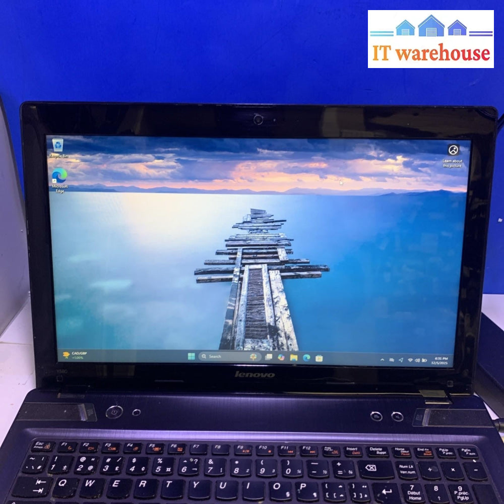 Lenovo IdeaPad Y580 15.6” Intel i7-3610QM 2.3GHz 8GB ram 240GB SSD Windows 11