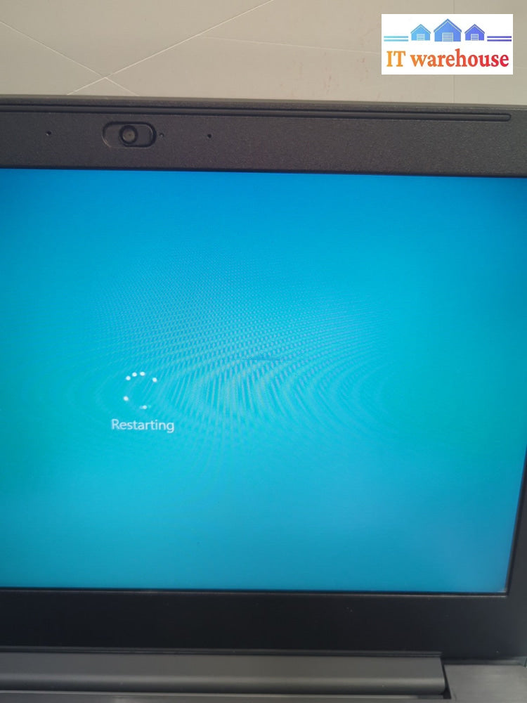 Lenovo V330-14ARR 14" LAPTOP AMD Ryzen 5 2500U/12GB RAM/256GB SSD/Win10(*READ) -