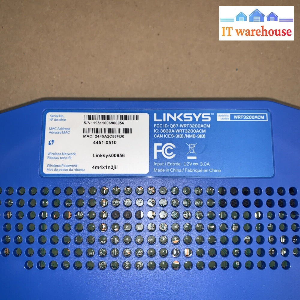 Linksys WRT3200ACM AC3200 Dual-Band Wi-Fi Router with Adapter