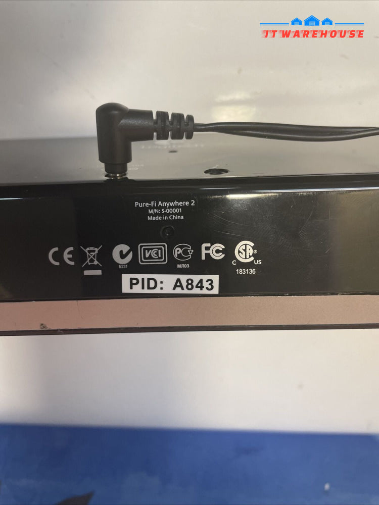 Logitech PURE-FI Anywhere 2 Docking Speaker System + Apple A1367 iPod Touch 4th 