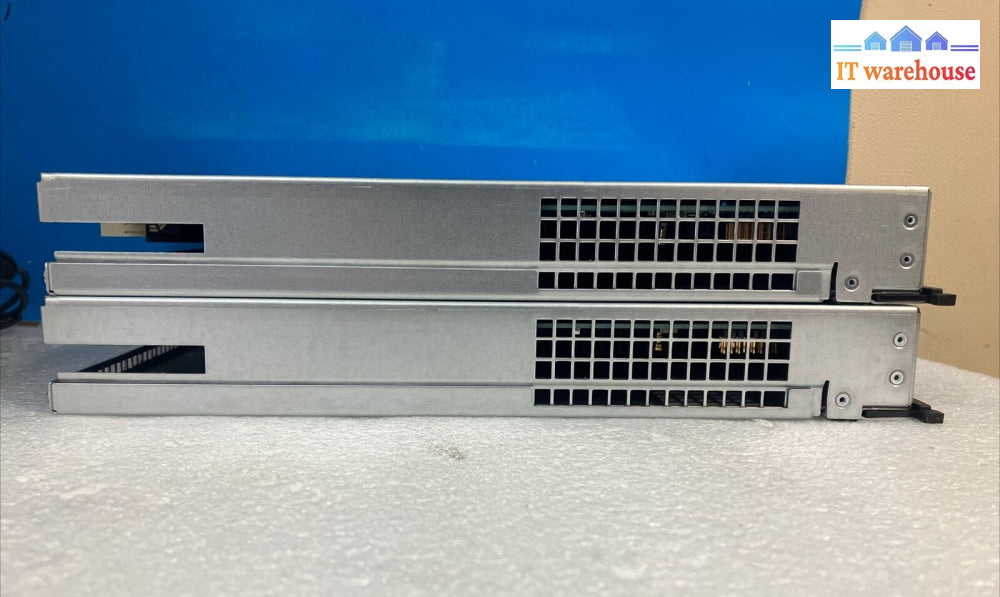 Lot 2X Netapp Iom6 111-00190 + B0 Sas Storage Controller Ethernet Server Module ~