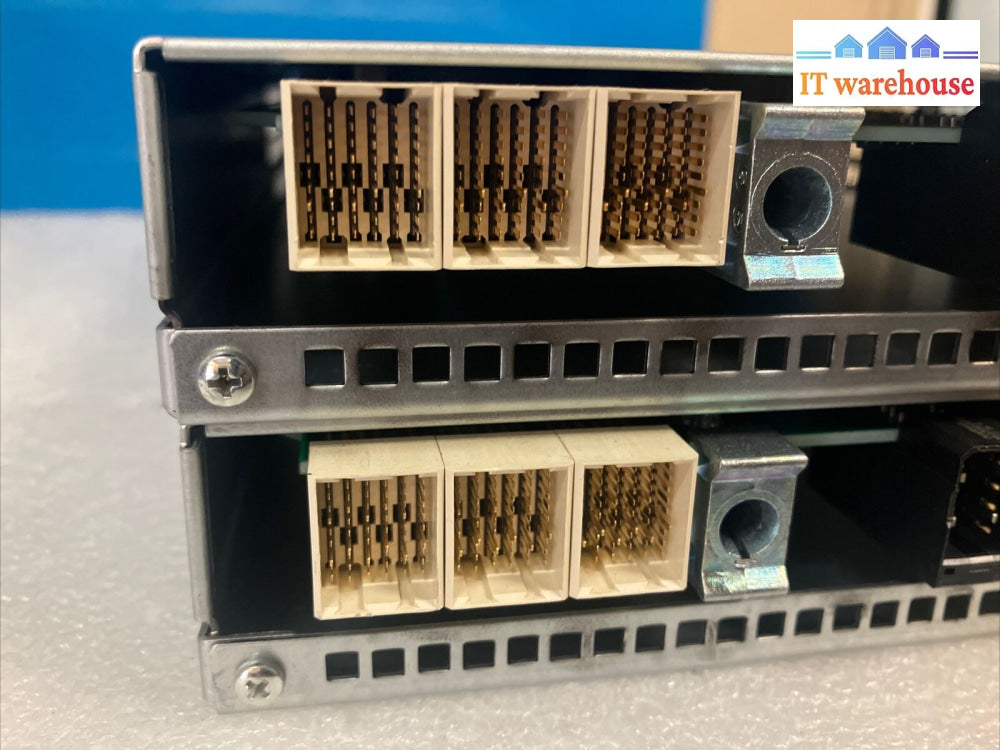 Lot 2X Netapp Iom6 111-00190 + B0 Sas Storage Controller Ethernet Server Module ~