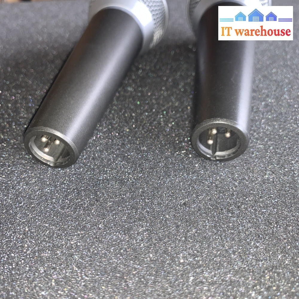 Lot of 2 dynamic microphone