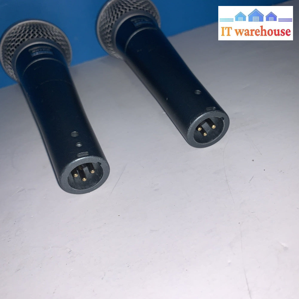 Lot of 2 Shure Beta 58A Supercardioid Dynamic Vocal Microphone （no cable）