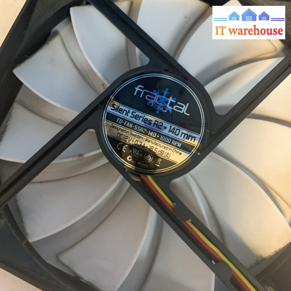 Lot of 3 fractaLSilent Series R2-140 mmFD-FAN-SSR2-140•1000 RPM case fan