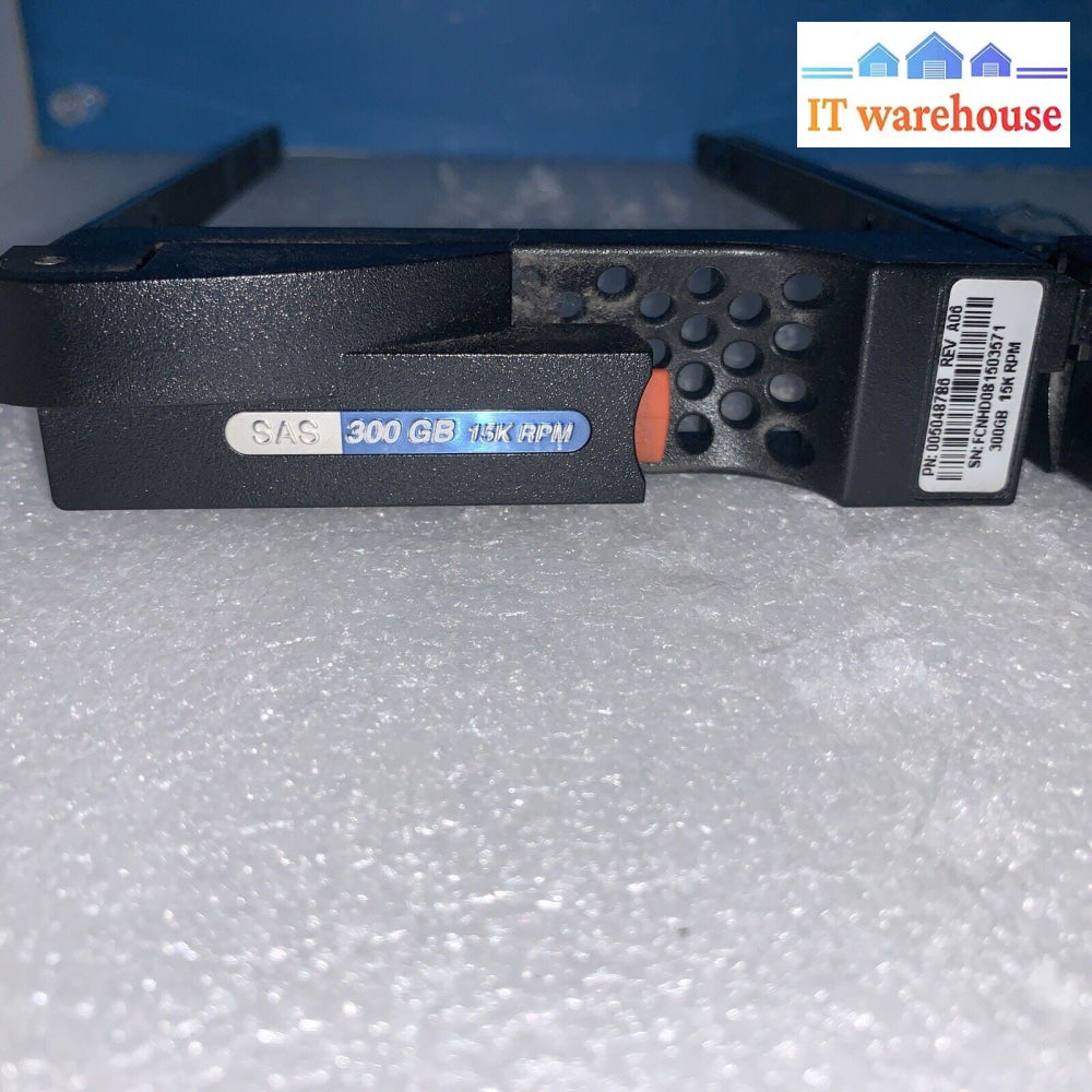 Lot of 4 EMC  005048956  3.5'' Hard Drive  HDD caddy