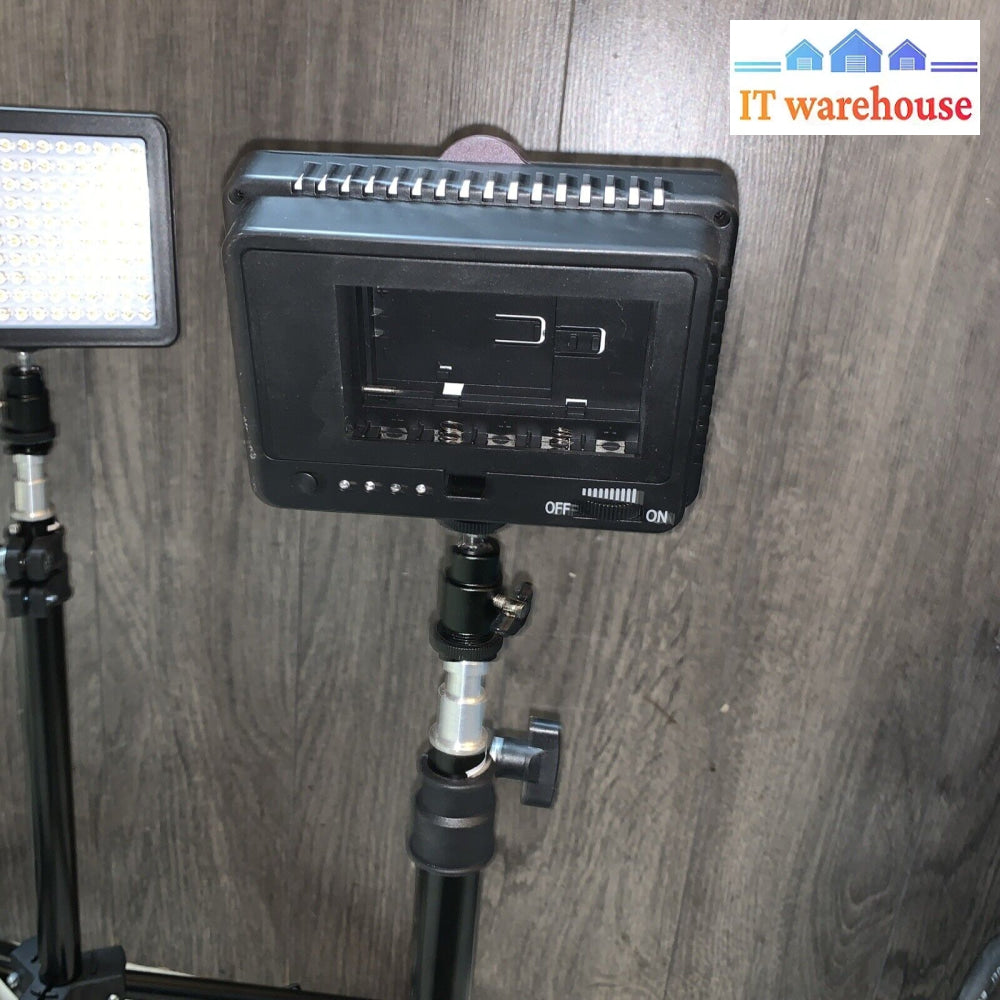 Lot Of 4 Neewer 160 Led Adjustable Light And Stand