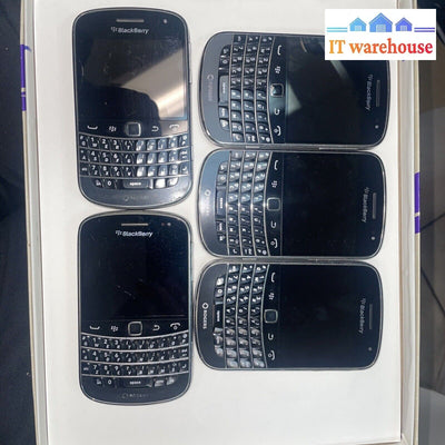Lot Of 5 Blackberry Bold 9900 8Gb Cell Phone (Carrier: Rogers)