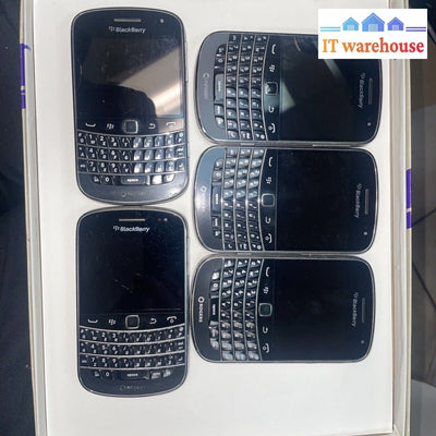 Lot of 5 BLACKBERRY BOLD 9900 8GB cell phone ( carrier: Rogers)