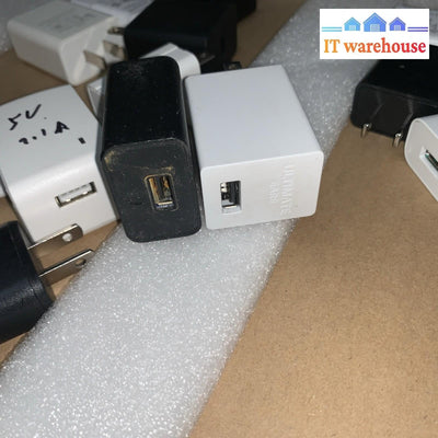 Lot of 50 USB 5V power adapter for cell phone's, etc.