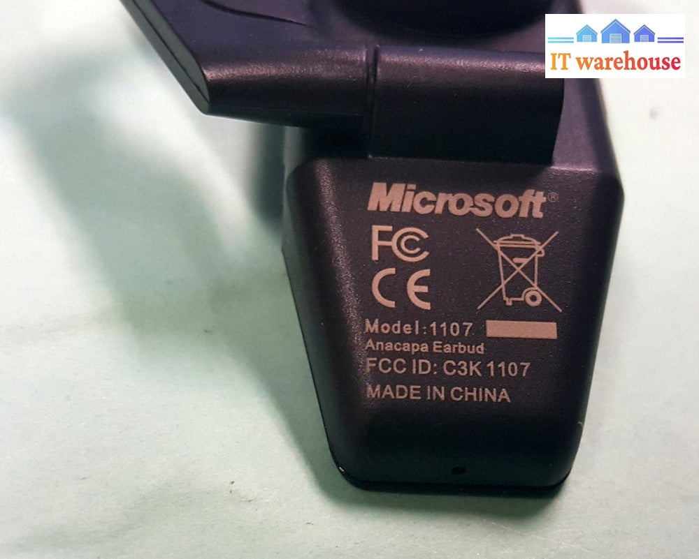 Microsoft Reference Design Anacapa Bluetooth Earbud + Usb Adapter