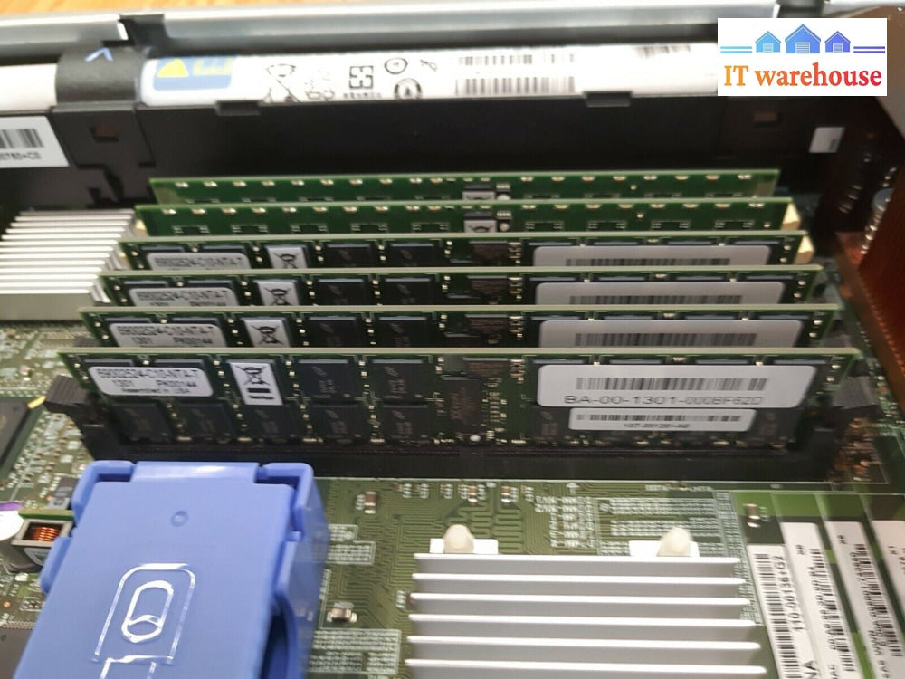 - NetApp 111-01062 110-00136 Controller With Memory for FAS3240 NAF-0901 Array