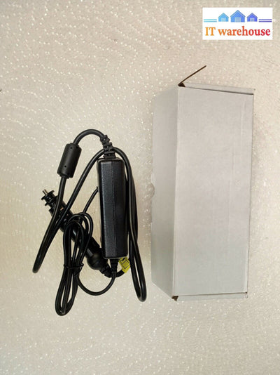 - NEW FUJITSU /RRC POWER AUTO/AIRLINE ADAPTER FPCAA009 FPC95-1542-01 CAR4A121FP