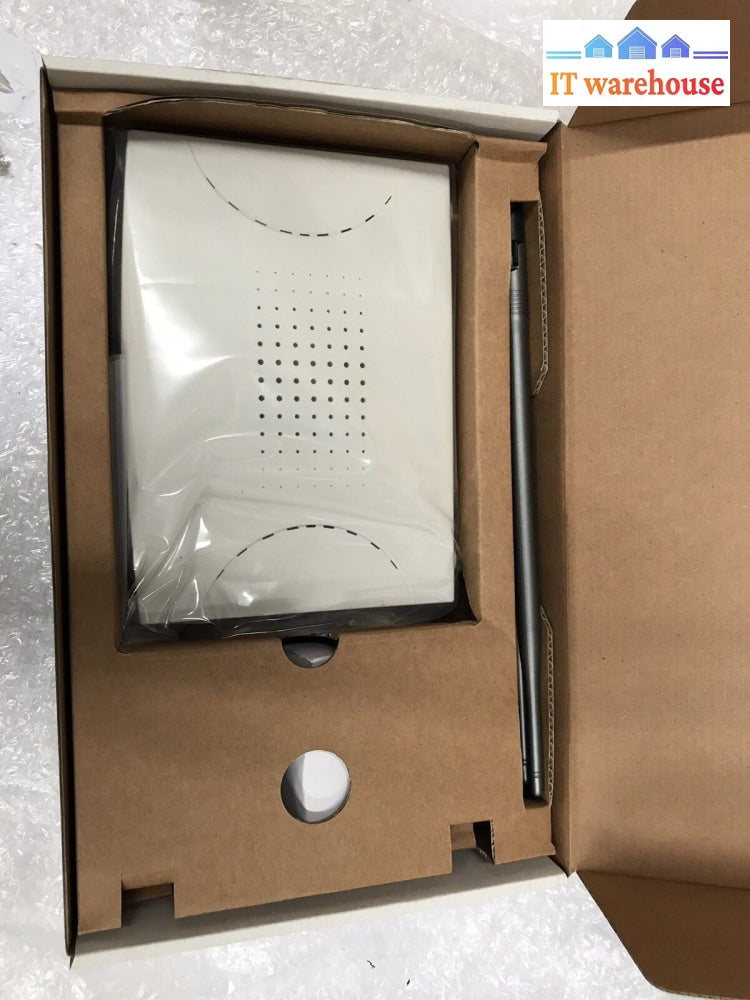 - NEW IN BOX APERTO ROUTER  PM510-25 