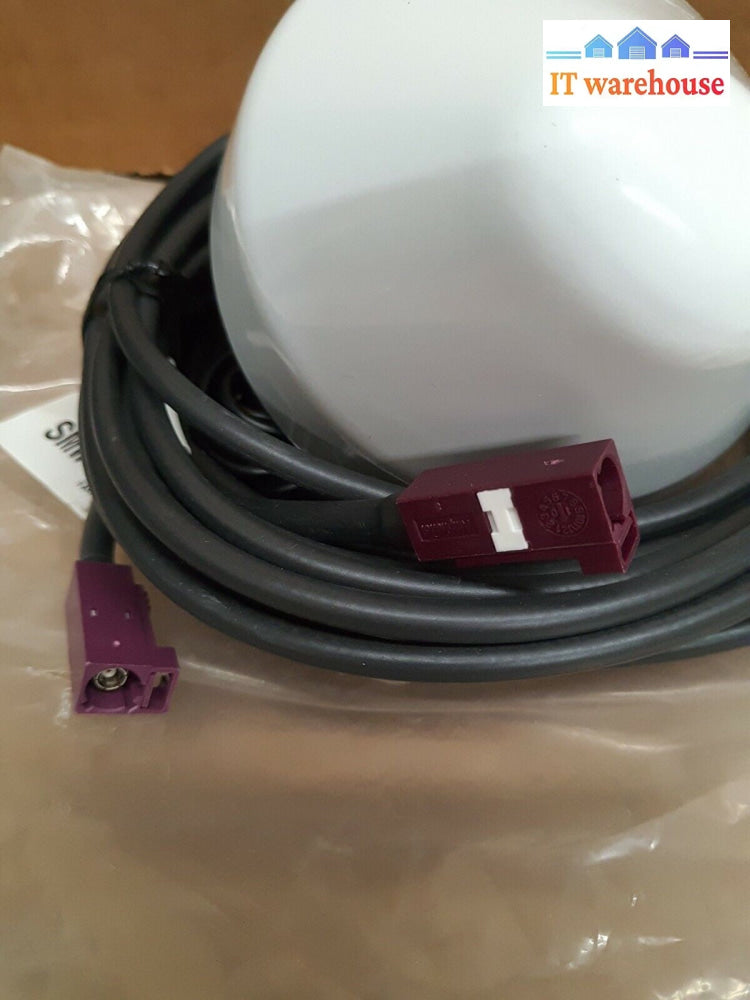 - NEW MOBILE MARK Multiband Surface Mount Antenna (4G LTE, WiFi, GPS) SMW-308