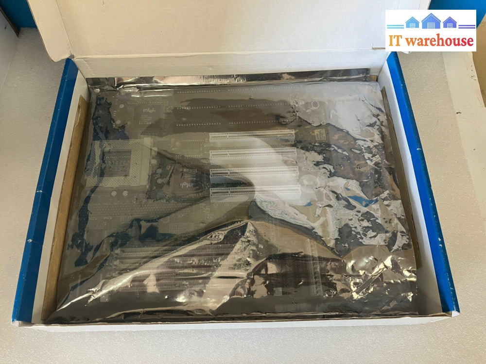 ~ ( New ) Pentium SpeedEasy P51430VX-250DM Explorer II Socket 7 MotherBoard