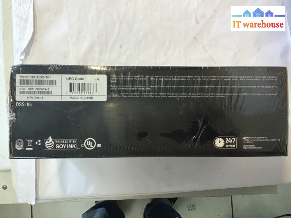 NEW sealed 16-Port 10/100 Desktop or Rackmount Switch Model No.:DSS-16+