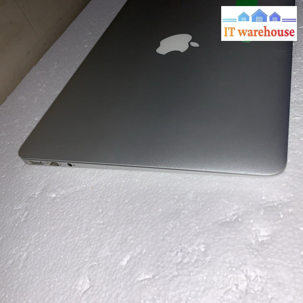 Nice ~ Apple MacBook Air 13" (Early 2015) for parts or repair