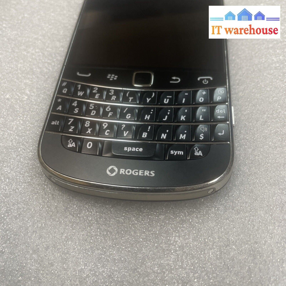 (Nice)  BLACKBERRY BOLD 9900 8G cell phone (carrier: Rogers, Fido)