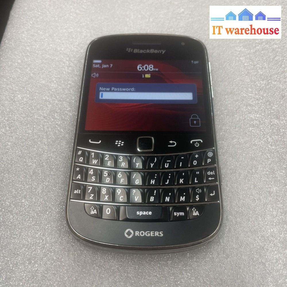 (Nice)  BLACKBERRY BOLD 9900 8G cell phone (carrier: Rogers, Fido)